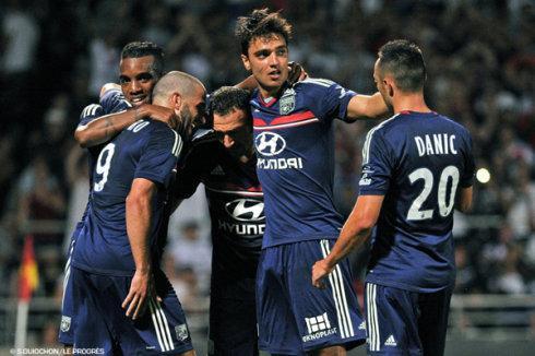  斯特拉斯堡主帅公开批评裁判误判  