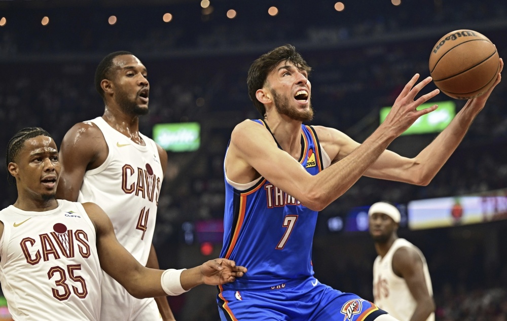  米切尔关键抢断助攻骑士险胜步行者逼近东部前六